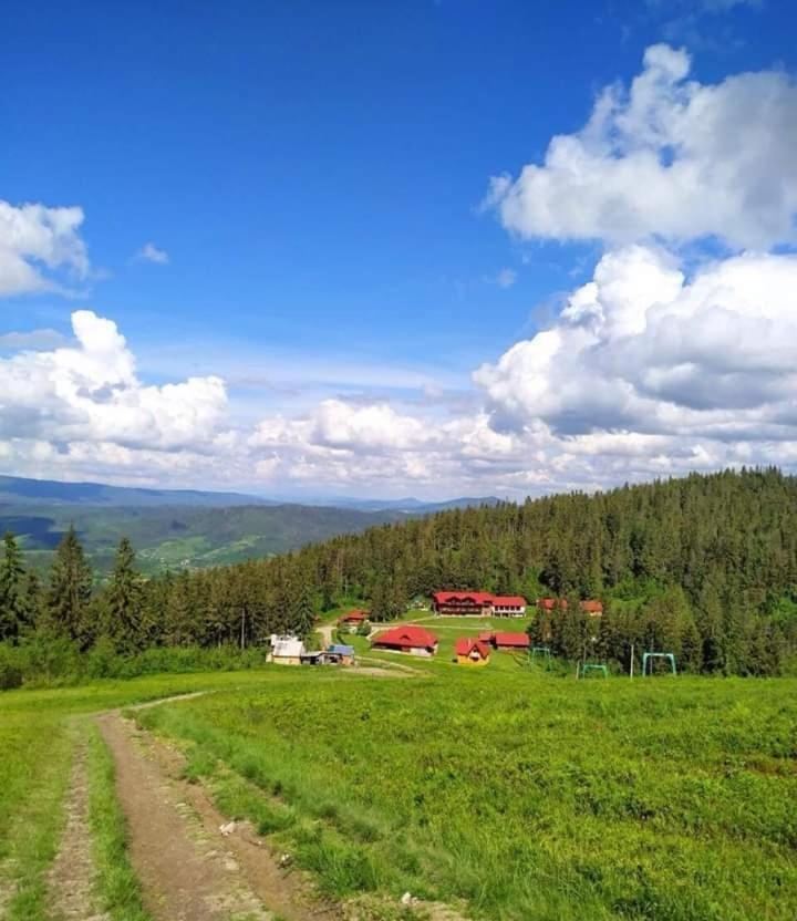 Baza Vidpochynku Ilz Villa Slavsko Exterior foto